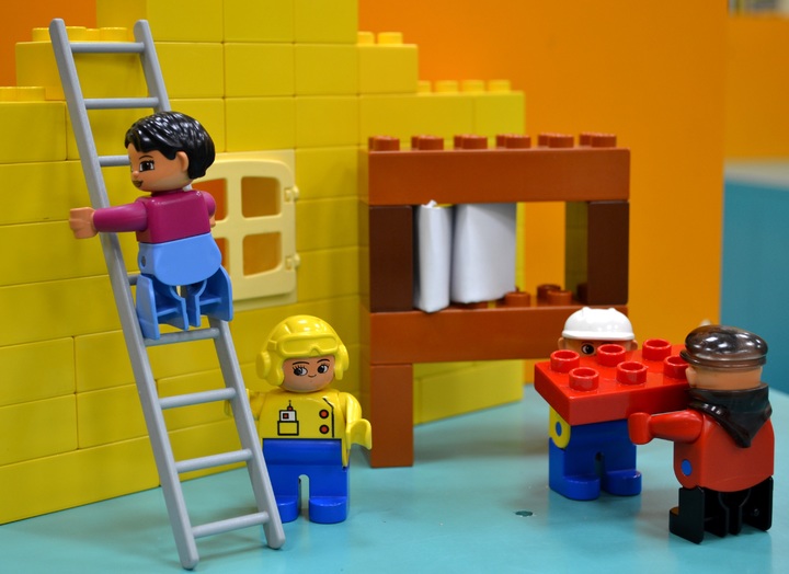 play-construction-toy-children-toys-lego-774210-pxhere.com (1)